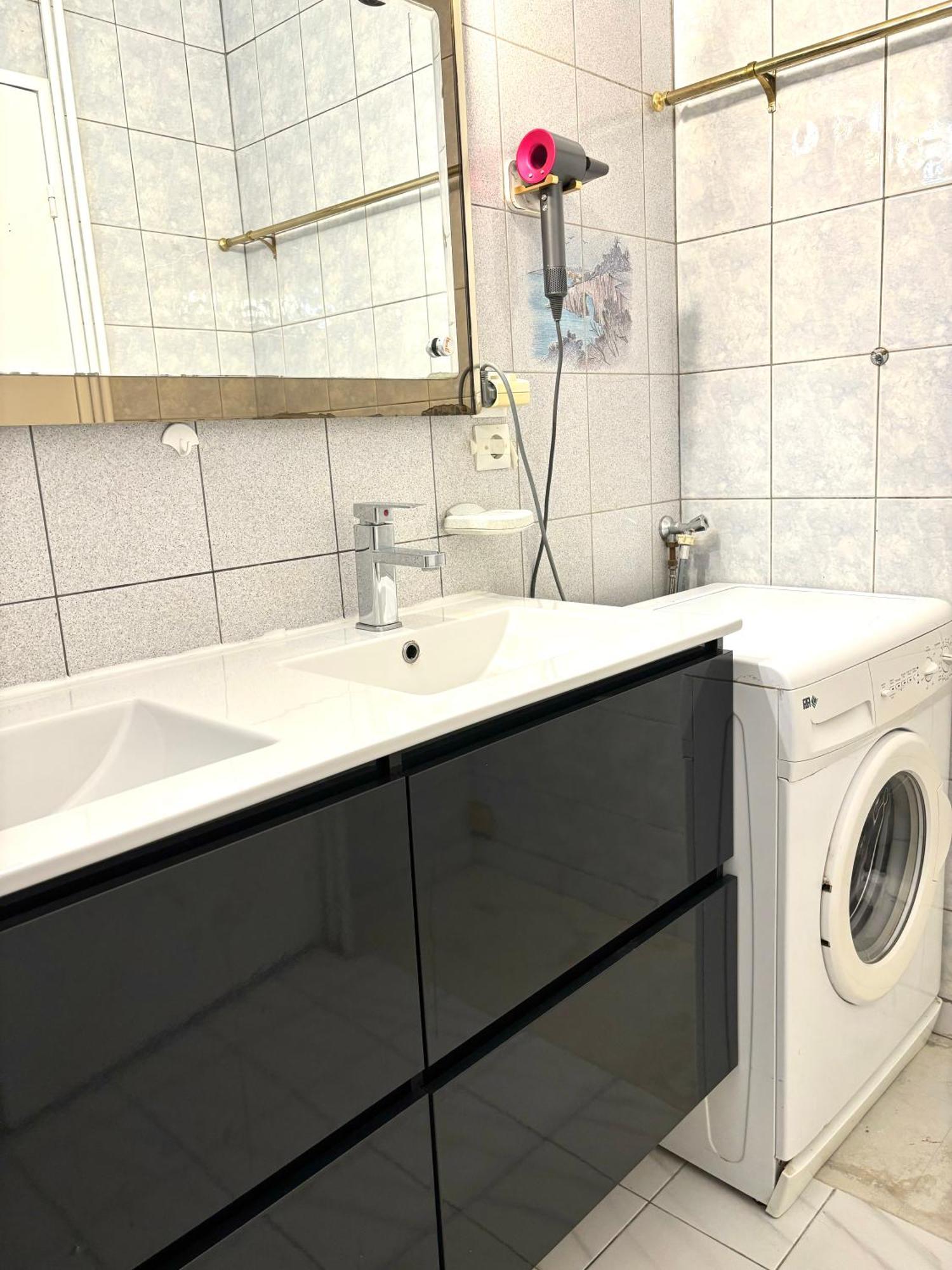 Chambre Arena Porte La Chapelle Párizs Kültér fotó